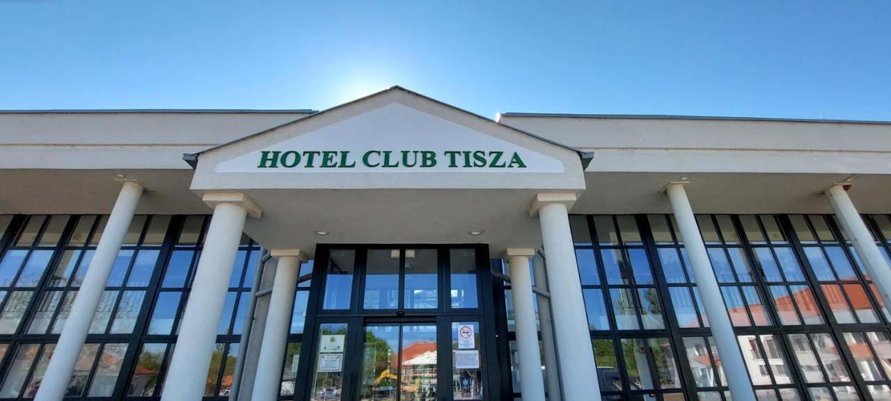 Hotel Club Tisza Lakitelek Extérieur photo